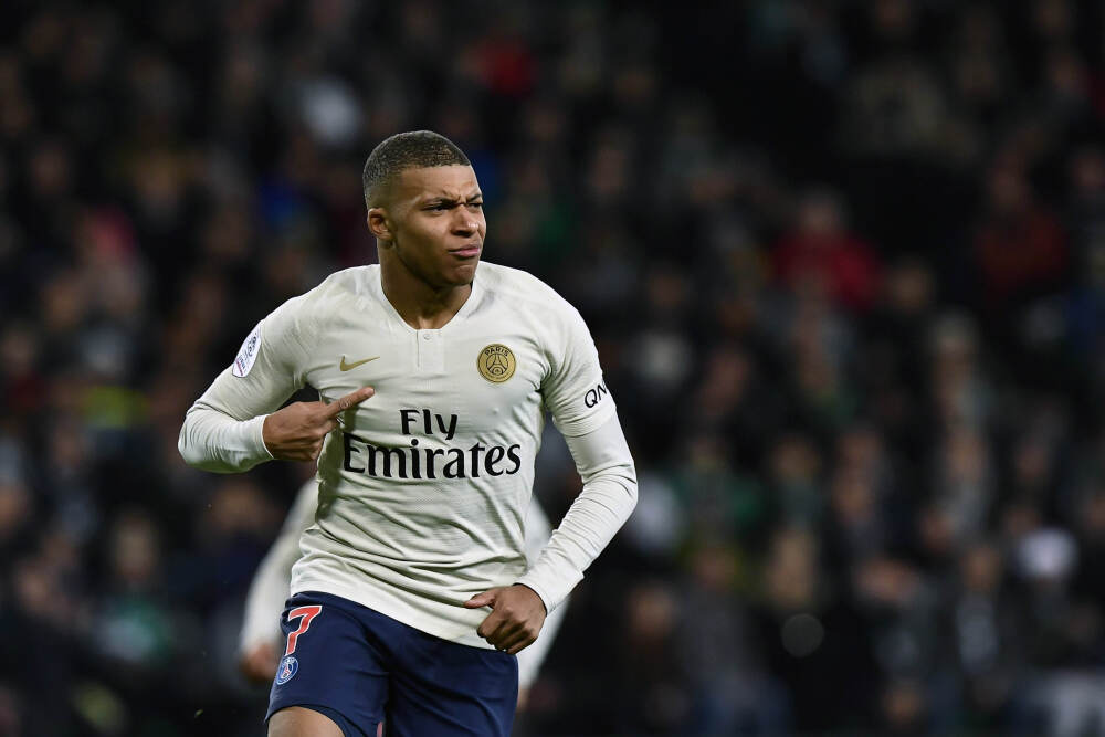 向好友发不雅照算违法？并非修法新增，别误读